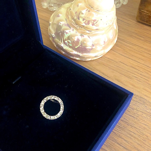 Sterling Silver Infinity Pendant - Picture 3 of 4